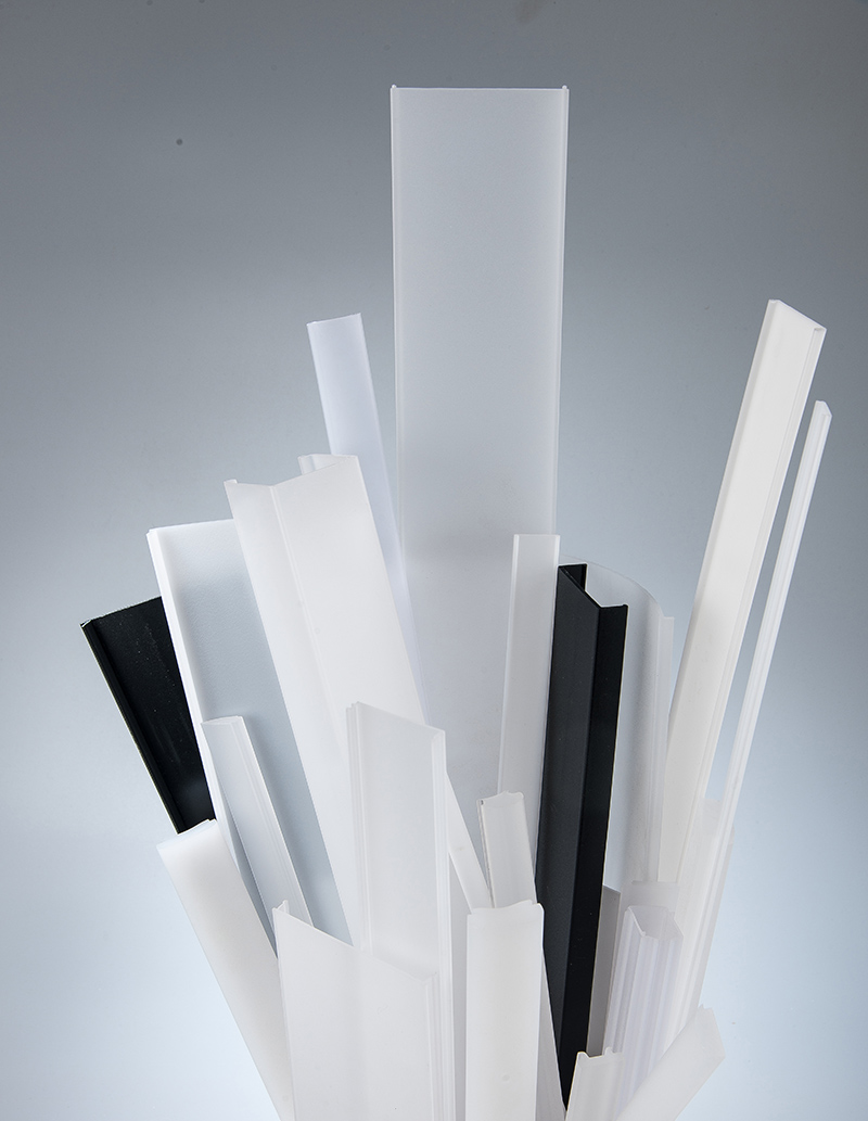 Mingshi-extruded-frosted-polycarbonate-profile-1